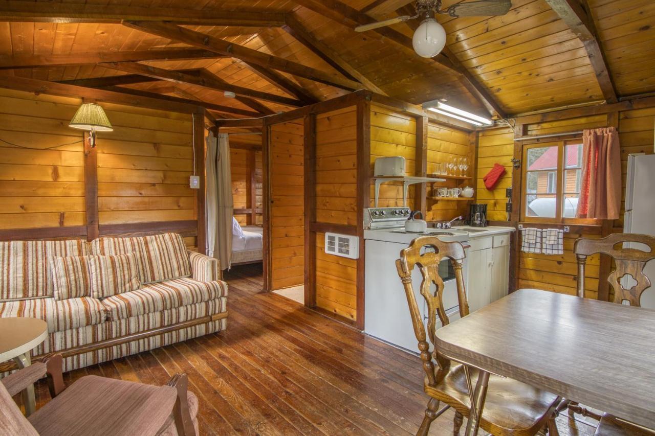 Timbers Resort 페어몬트 온천 외부 사진